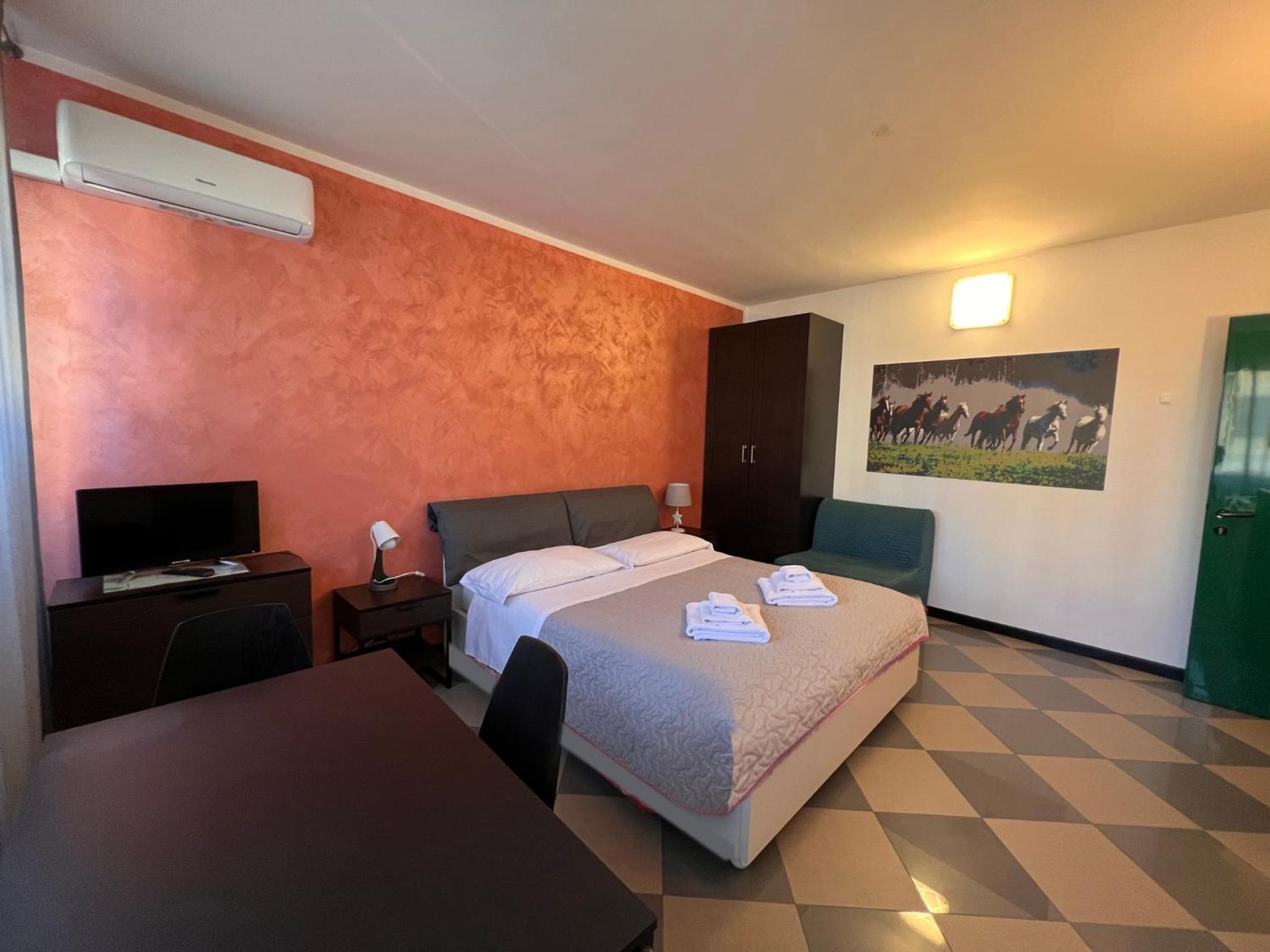 hotel room