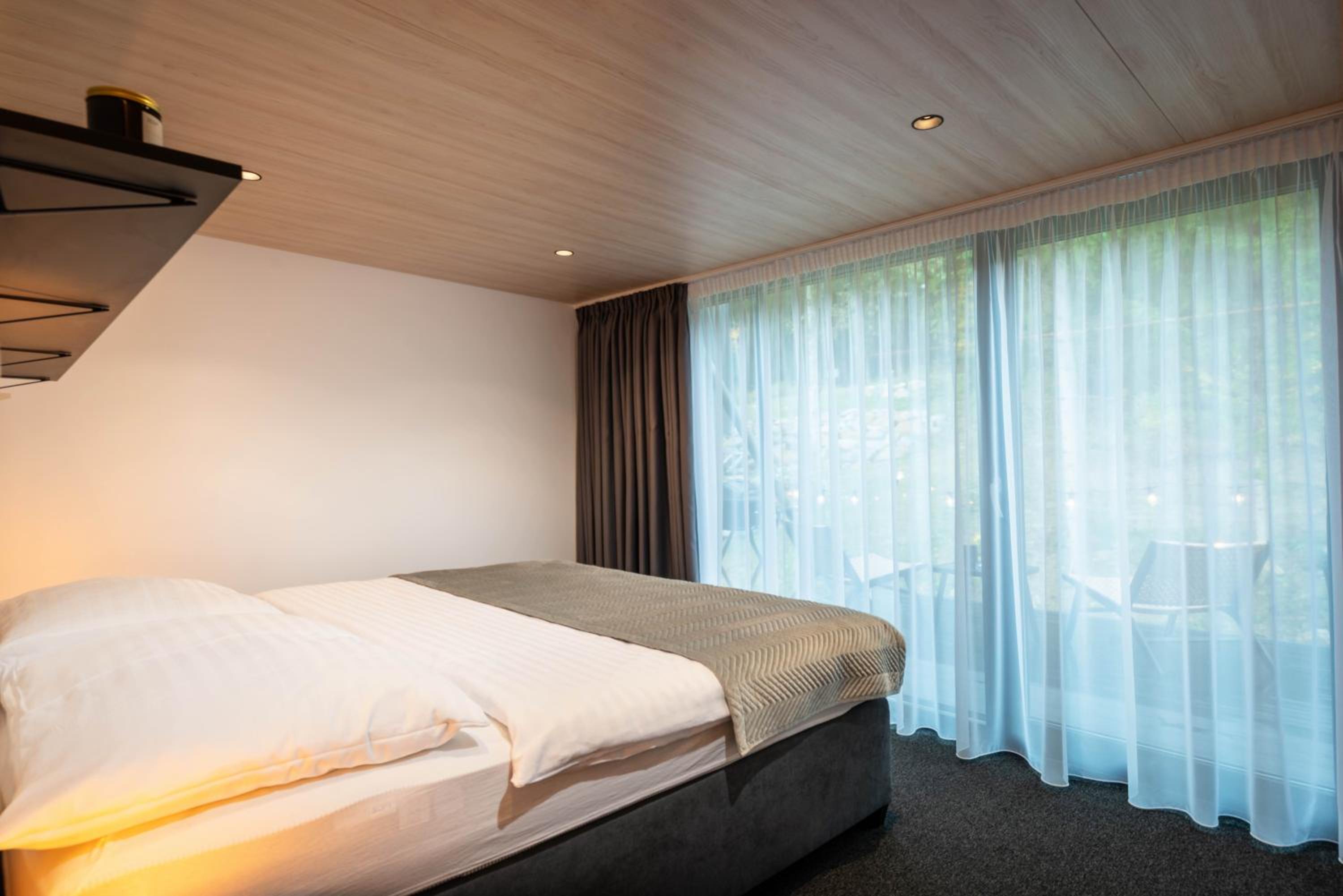 Eliška Apartment - Modern Family Loft Apartment direct on ski slope and forest