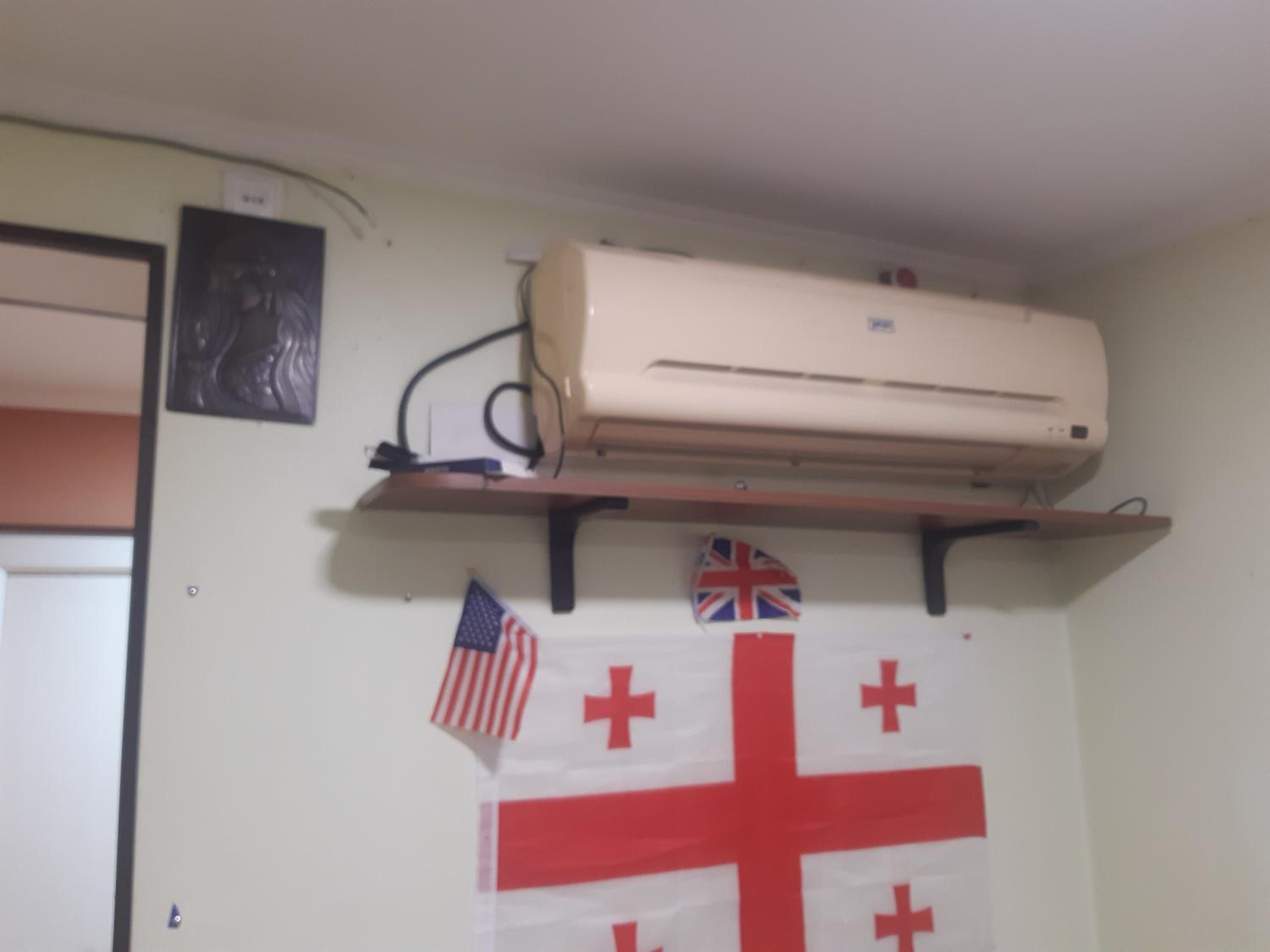 Tbilisi quiet, warm studio for short stay view 2