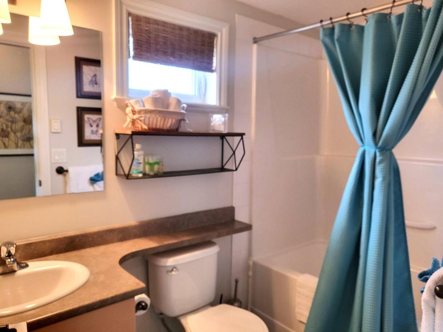 Location Cottage - Close To Pools! 111
