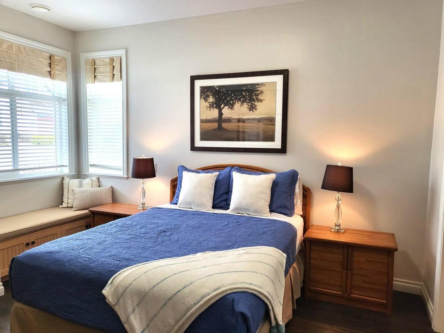 Location Cottage - Close To Pools! 111
