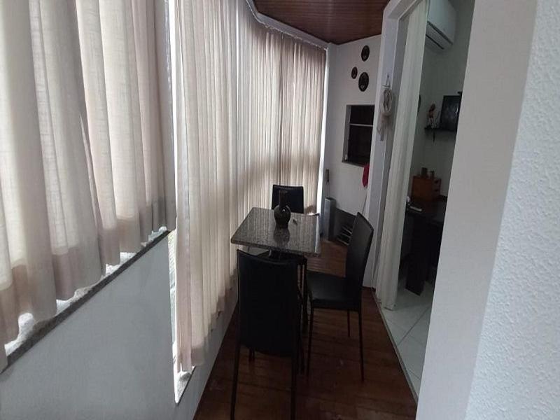 Apartamento Confortável c/ Churrasqueira SJE0103
