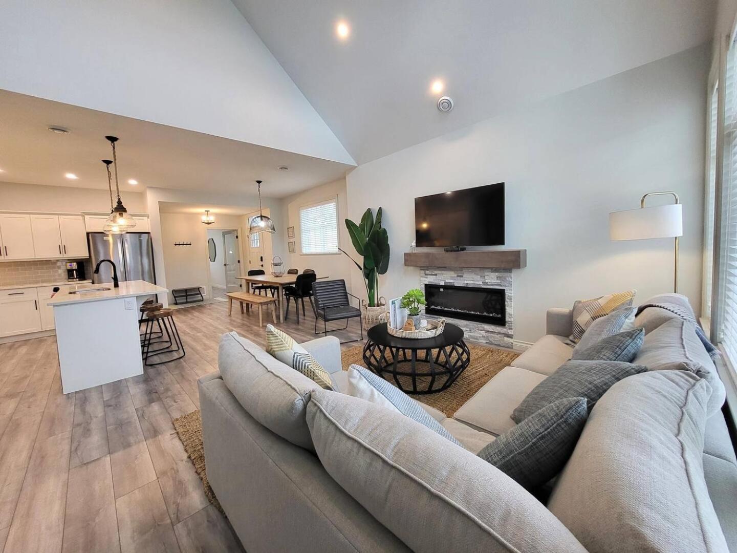 White Sand Meadow Cottage By The Beach #53
