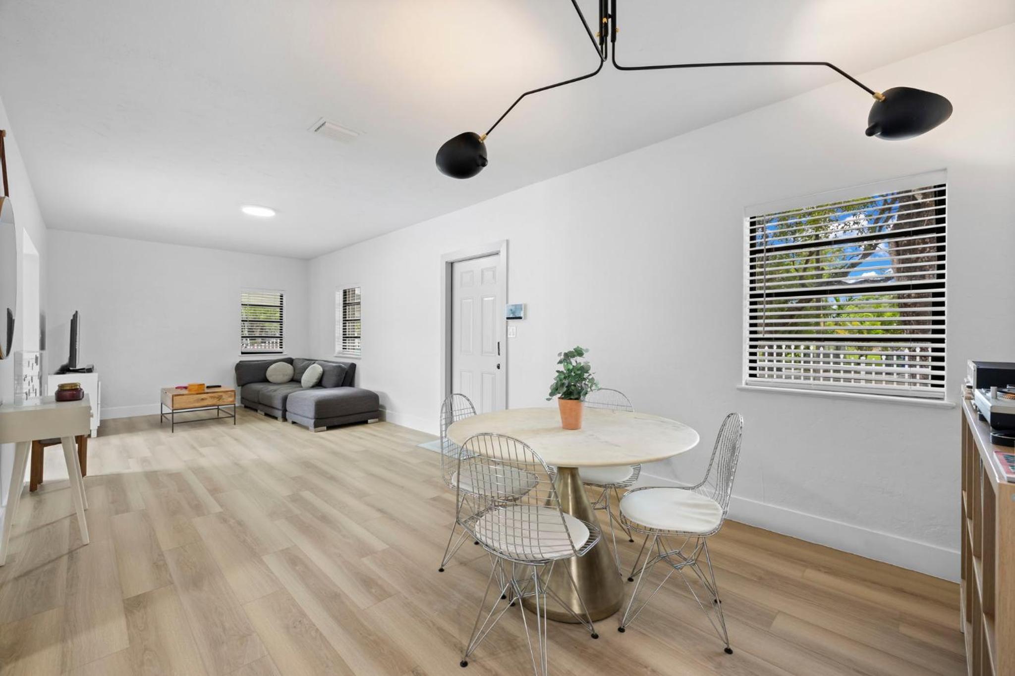 Spacious 3BR Miami Retreat with Free Parking