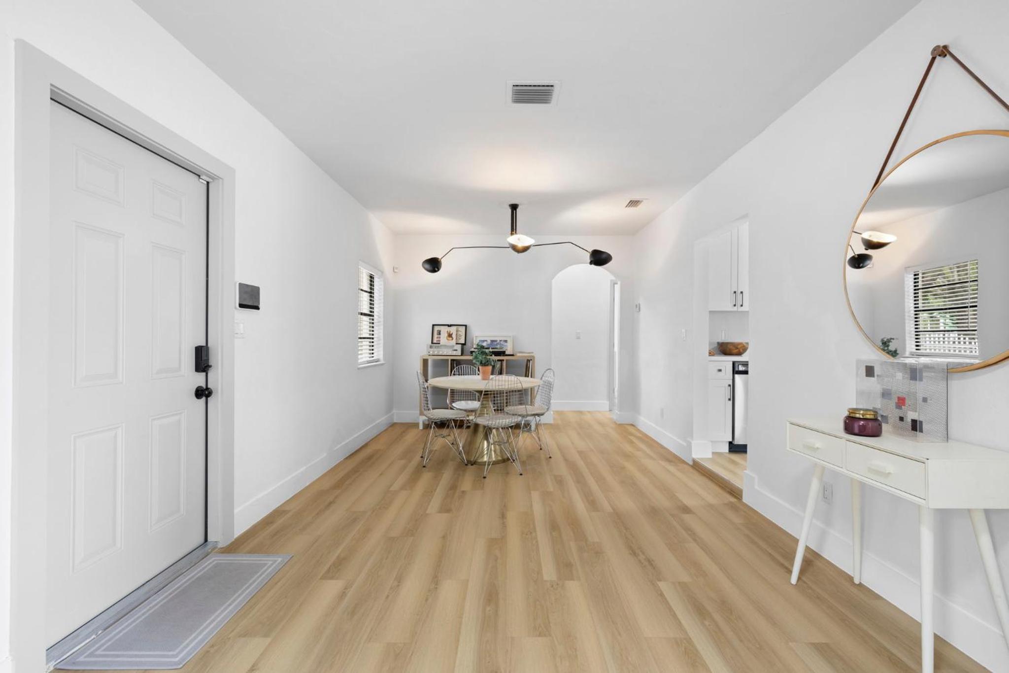 Spacious 3BR Miami Retreat with Free Parking