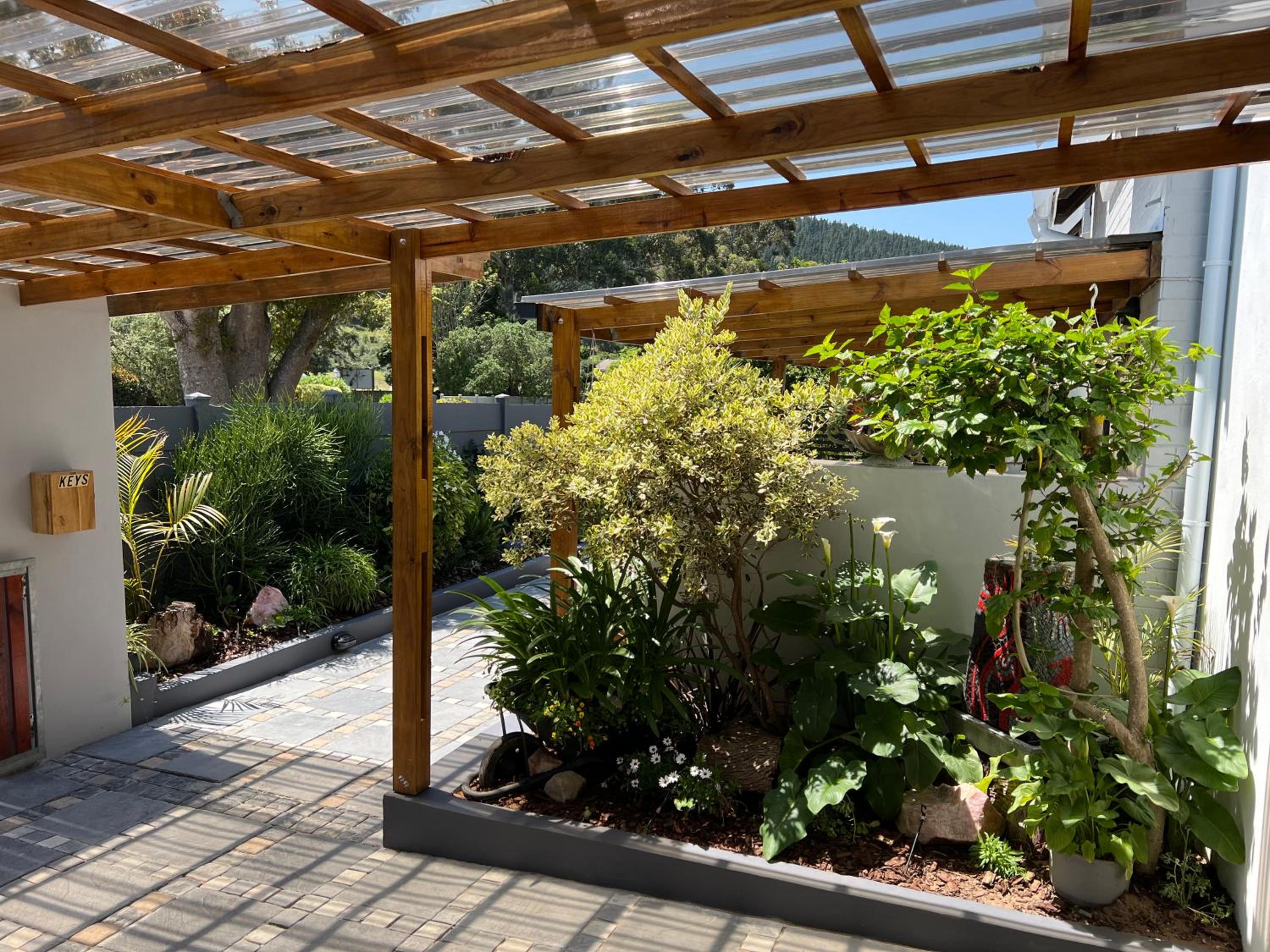 Pelican Lodge Guesthouse