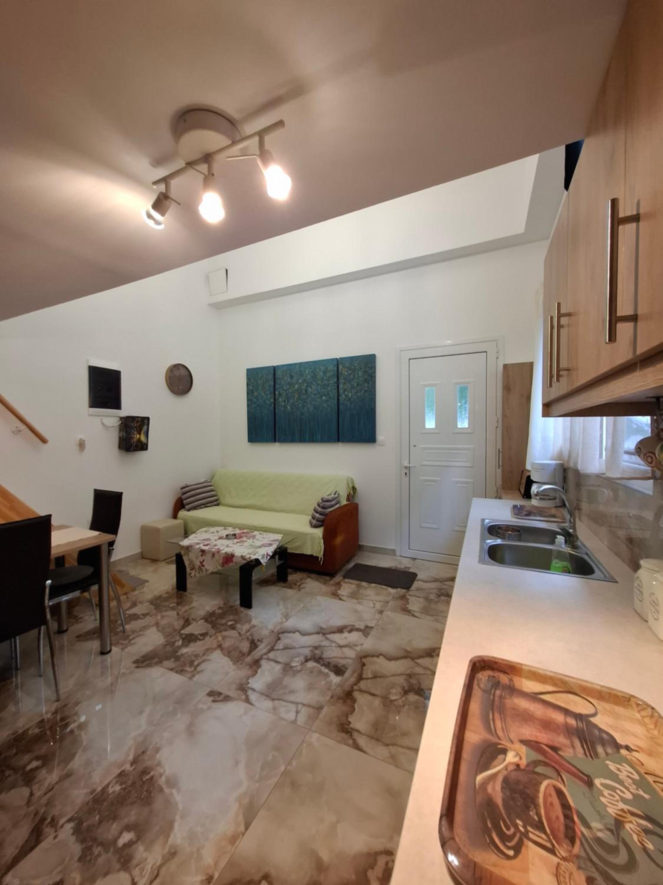 Athens little duplex photo 5