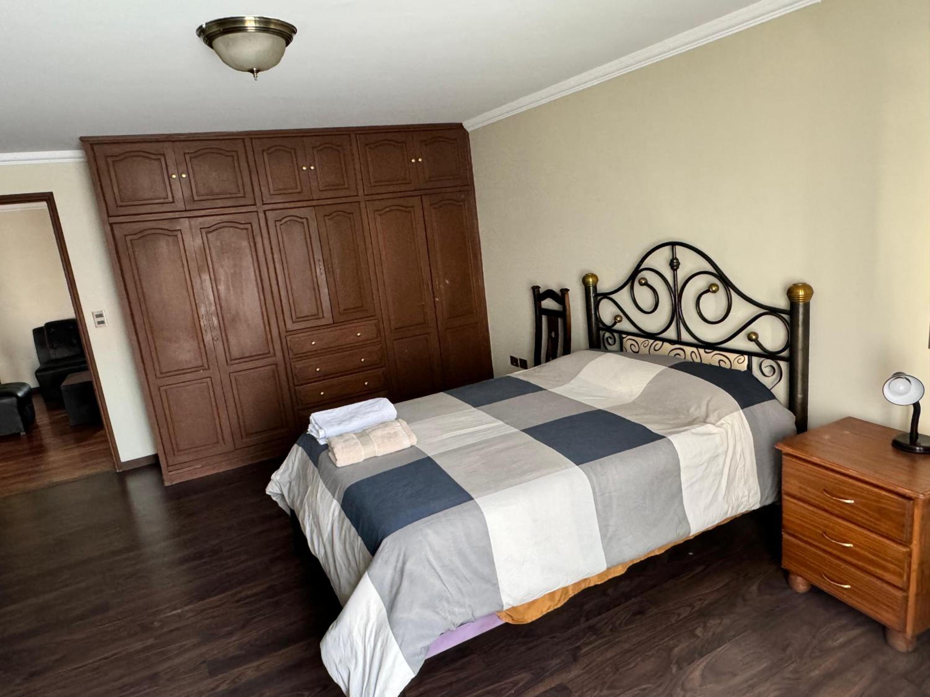 Great House, Amazing location!!