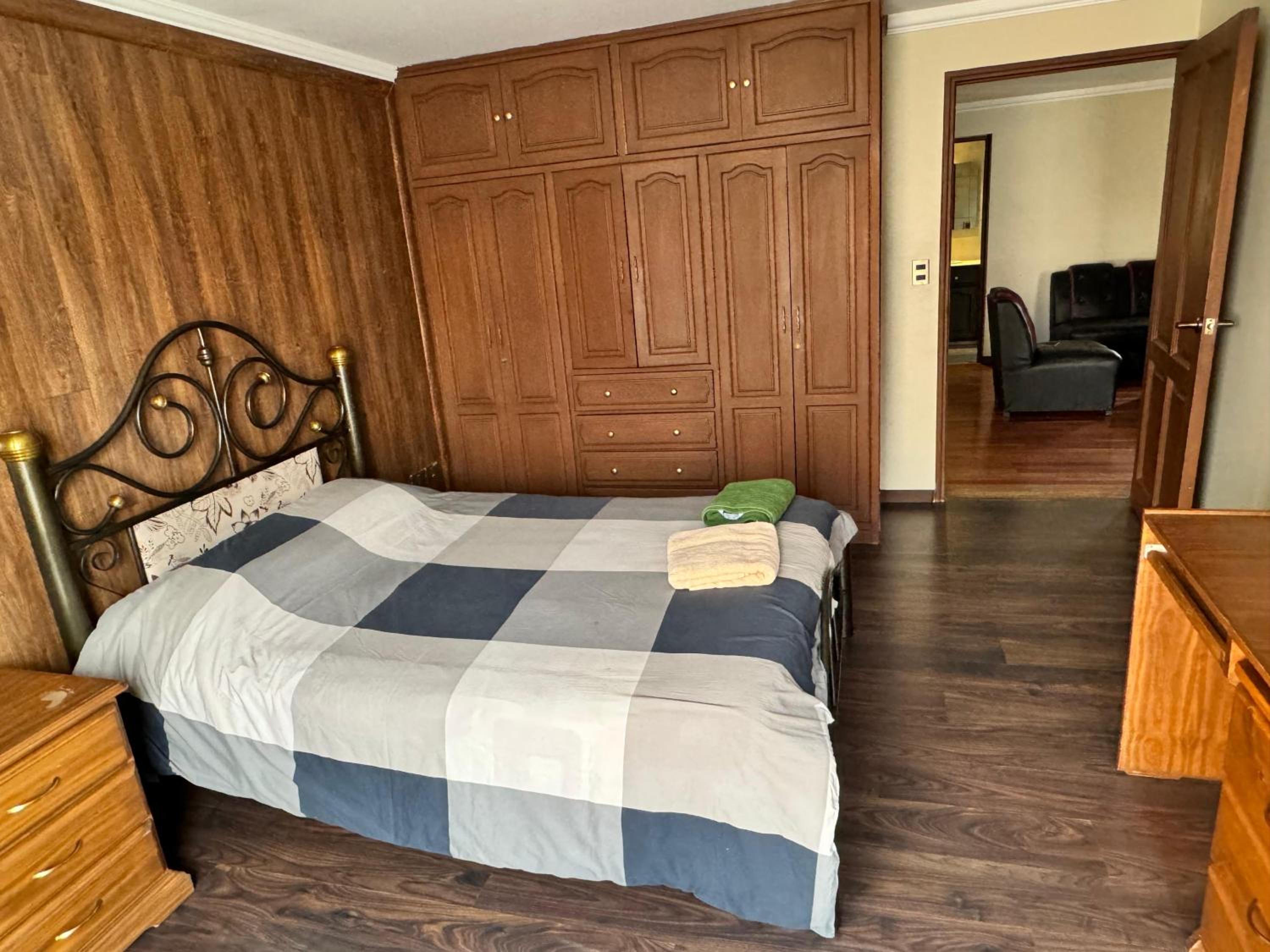 Great House, Amazing location!!