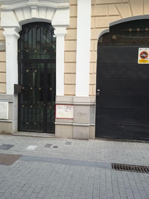 Apartamento céntrico con terraza y parking