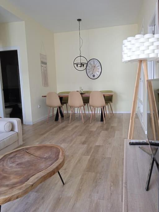 Apartamento céntrico con terraza y parking