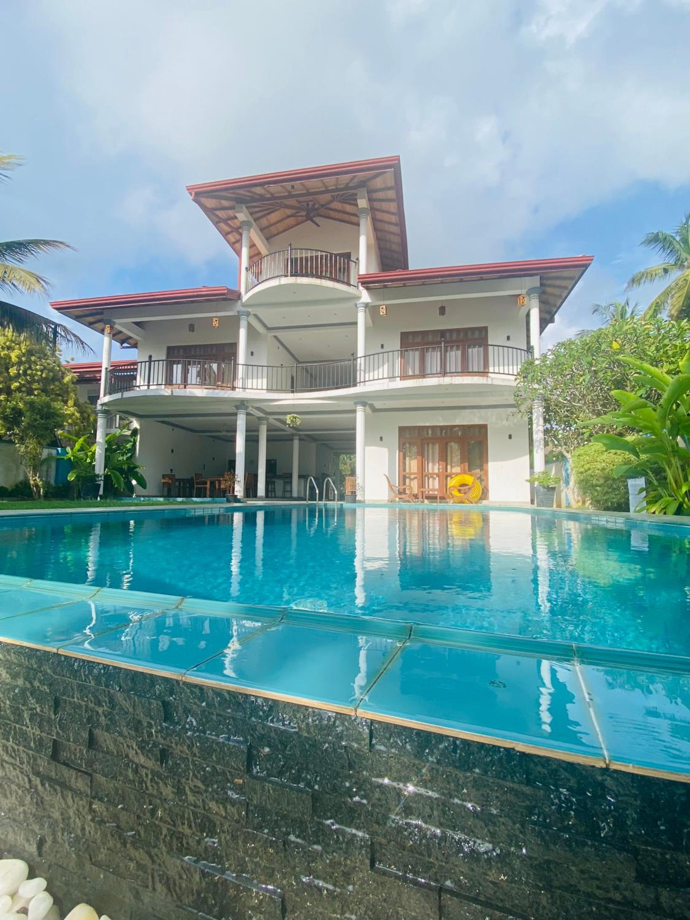Villa Riverside view 3