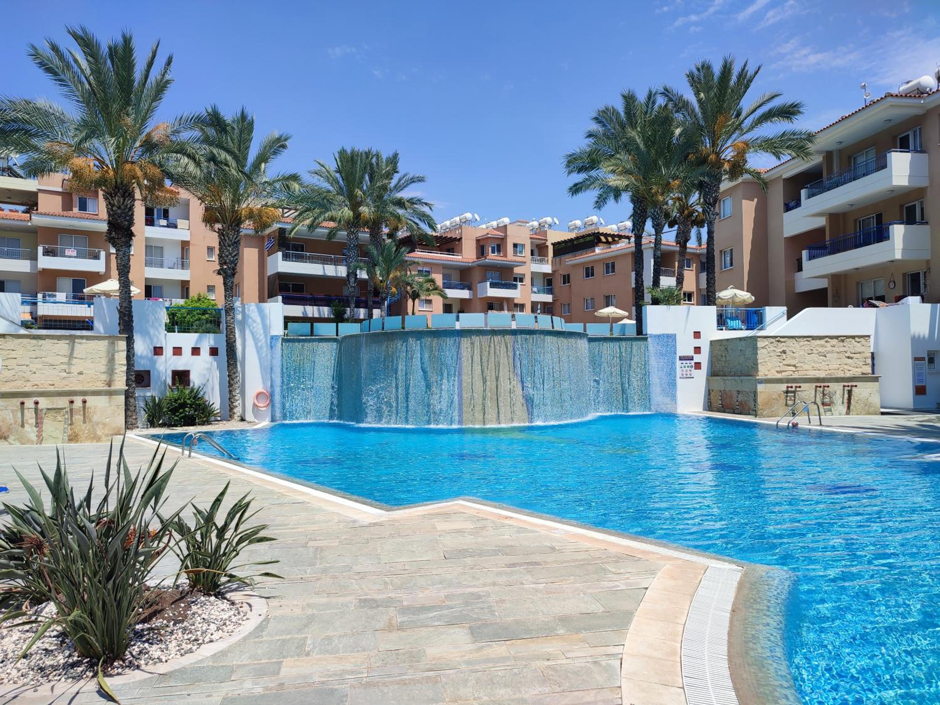 Iris Village apartment with swimming pools