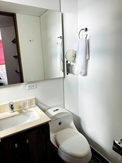 Cozy 5 Aparta Estudio Chapinero Con Parqueadero