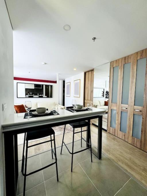 Cozy 5 Aparta Estudio Chapinero Con Parqueadero