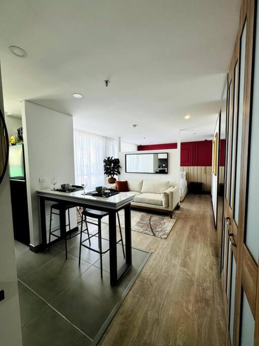 Cozy 5 Aparta Estudio Chapinero Con Parqueadero