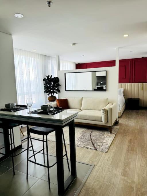 Cozy 5 Aparta Estudio Chapinero Con Parqueadero