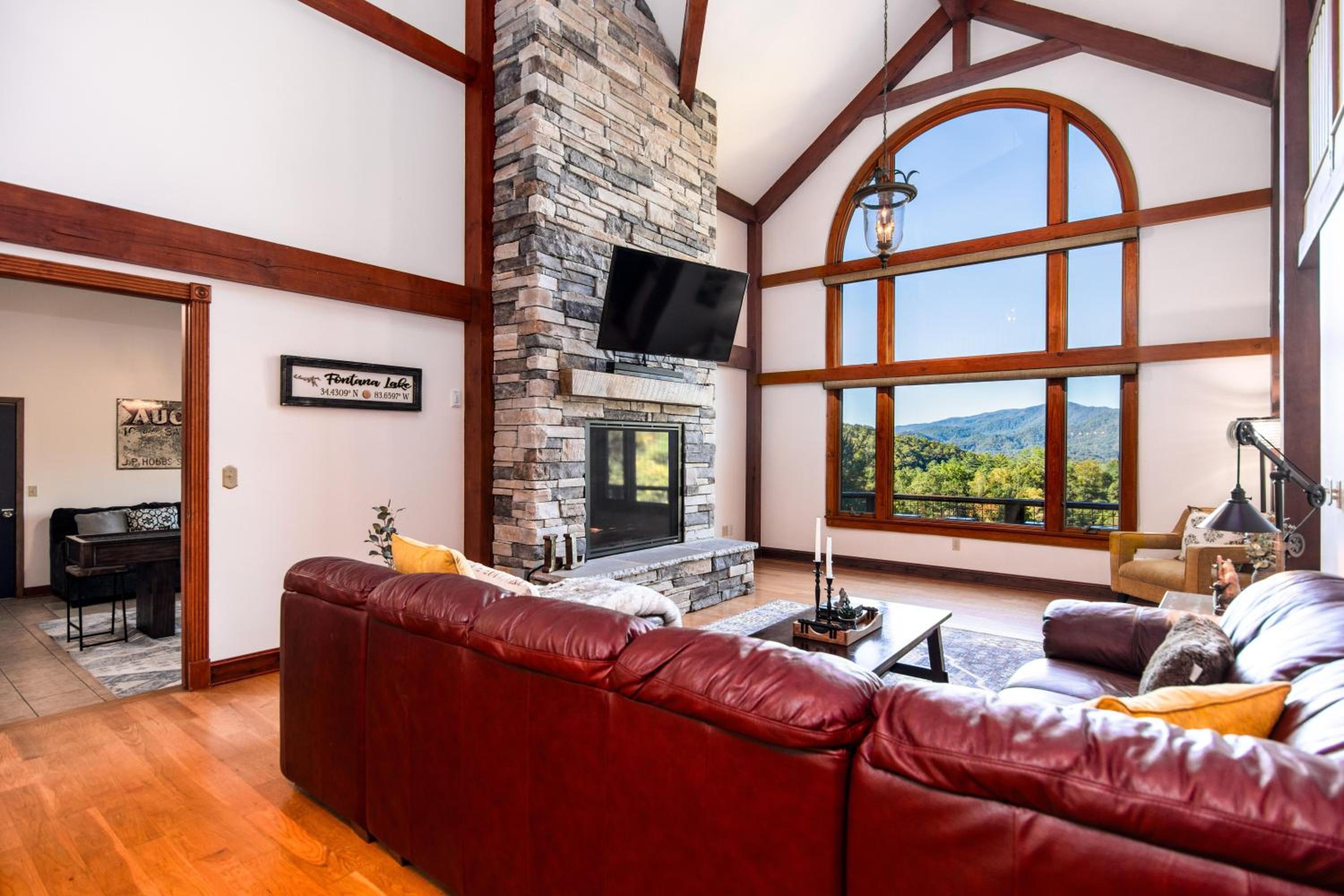 Lookout Lodge view 3