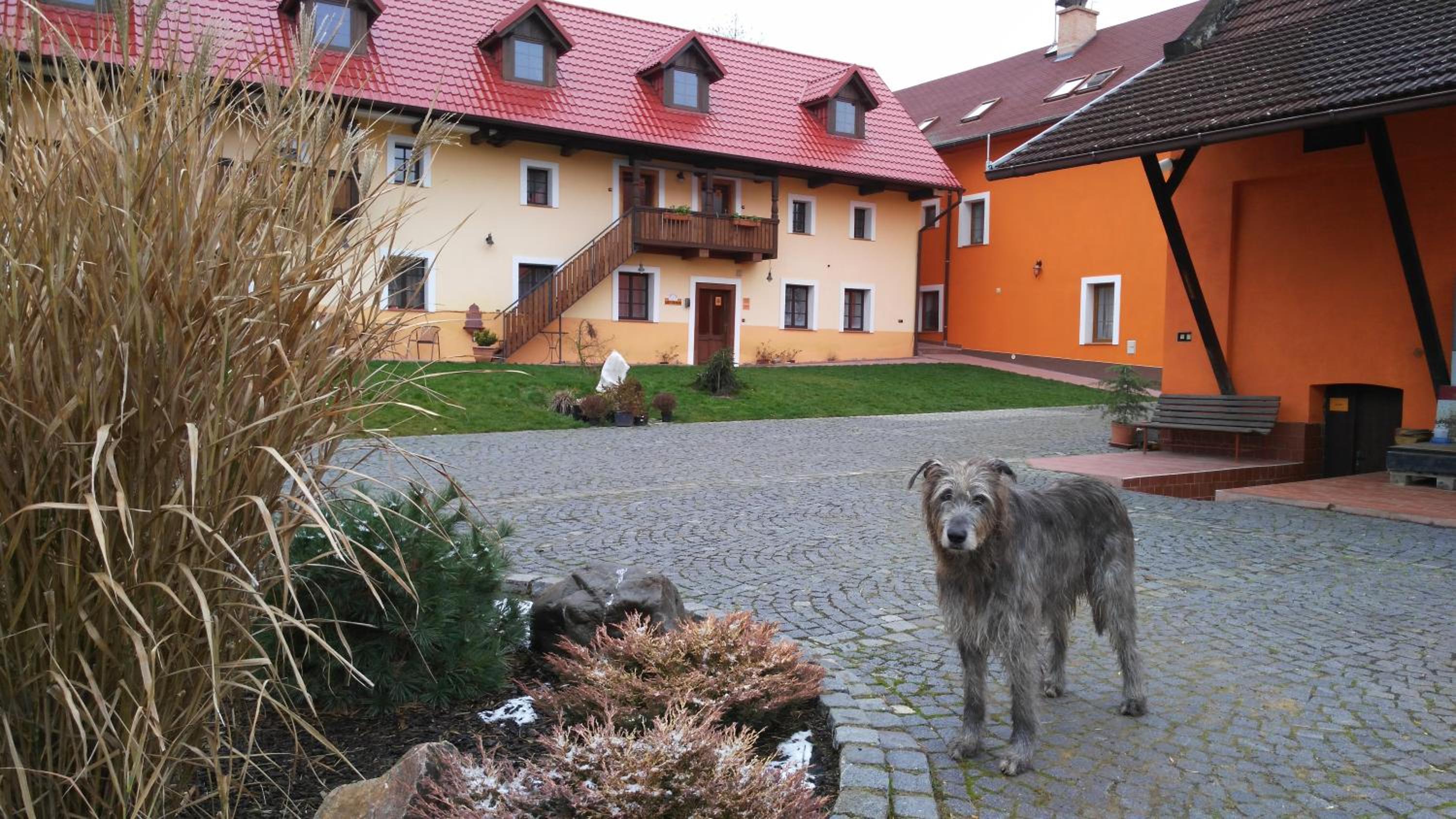Podřipská Farma