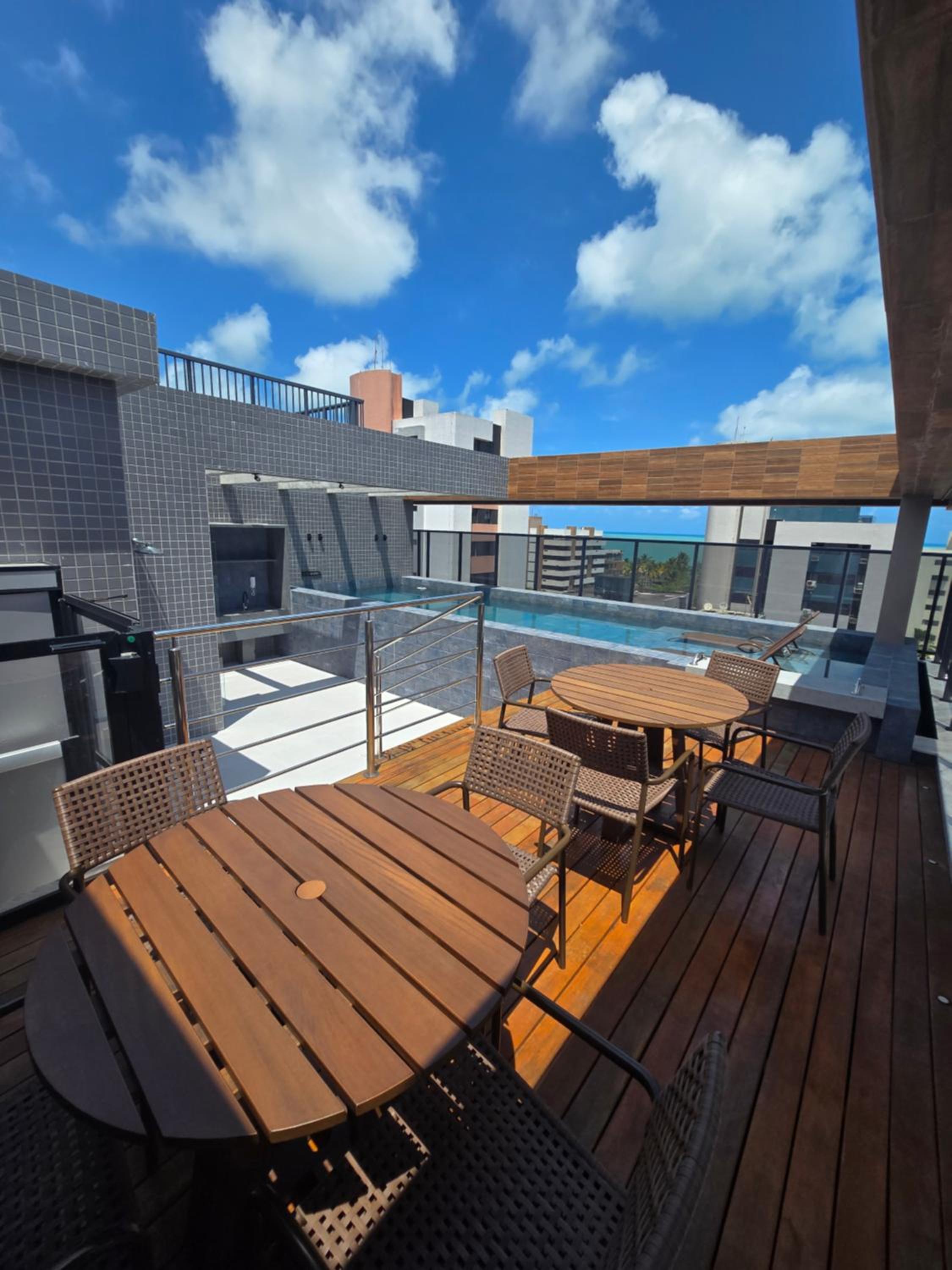 Flat em Intermares com Vista Mar