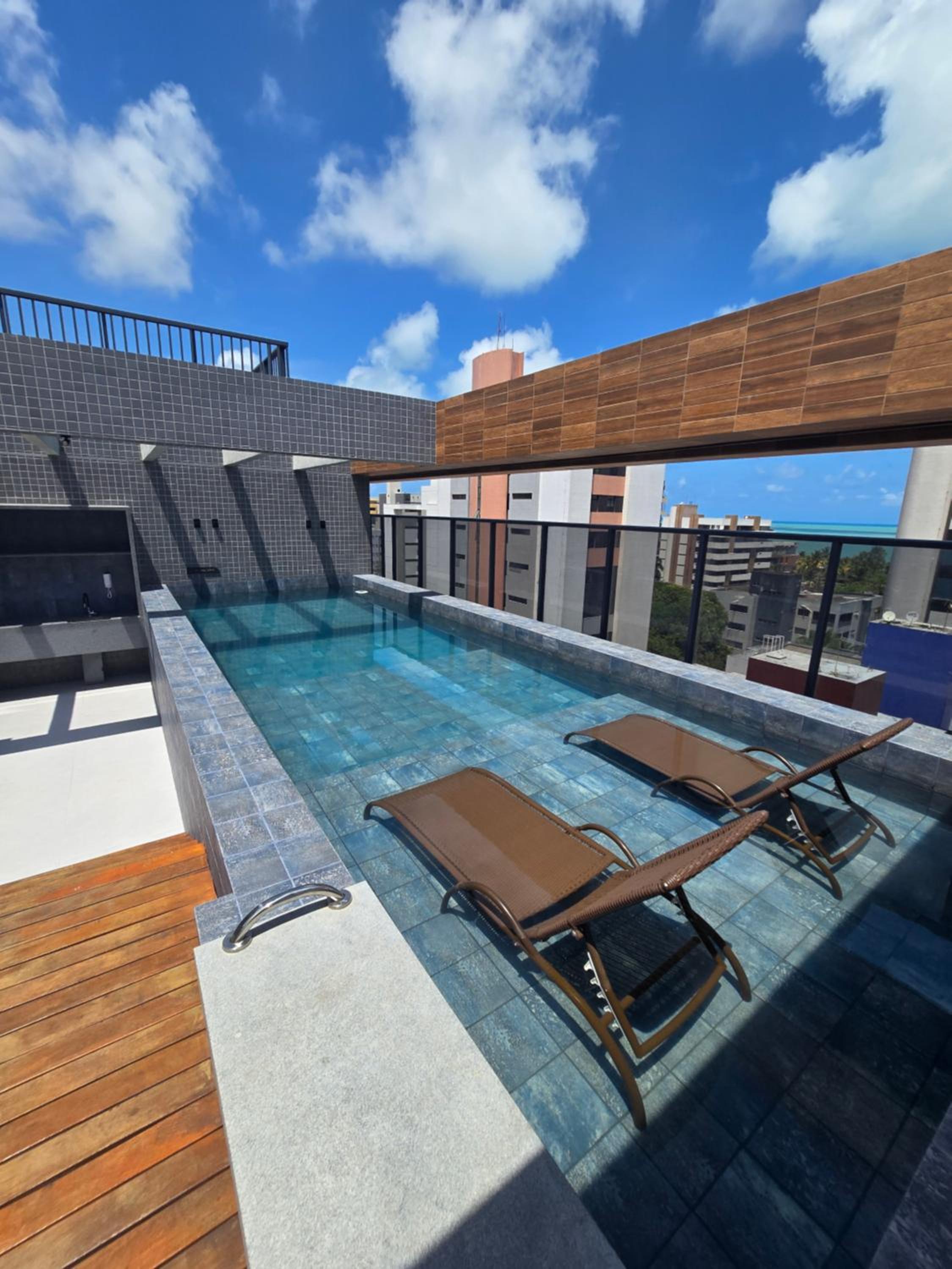 Flat em Intermares com Vista Mar