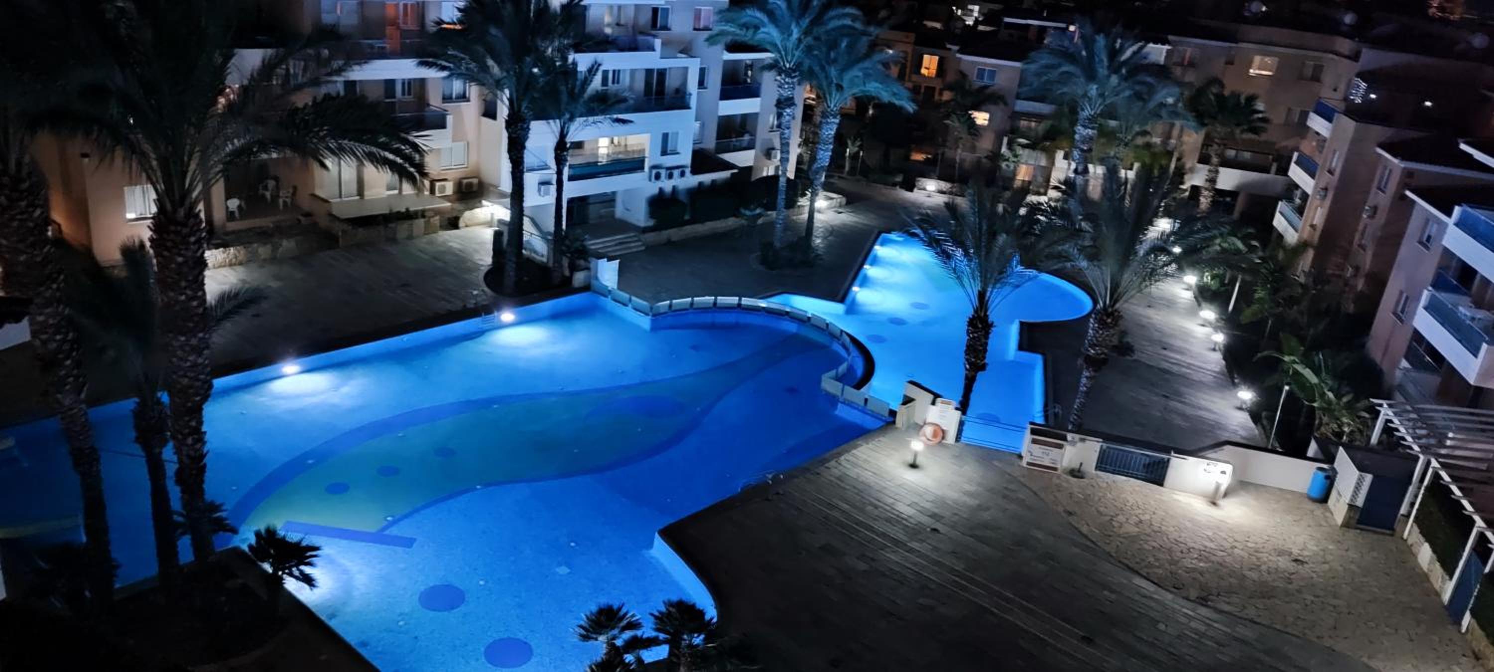 Iris Village apartment with swimming pools