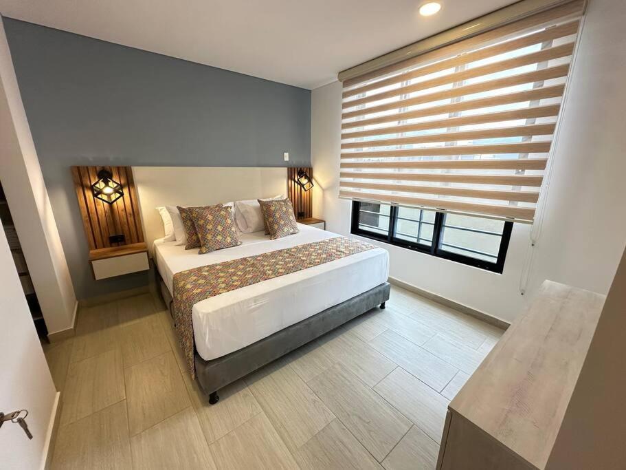 Amara 510-Comodo y amplio apartaestudio en sector Laureles