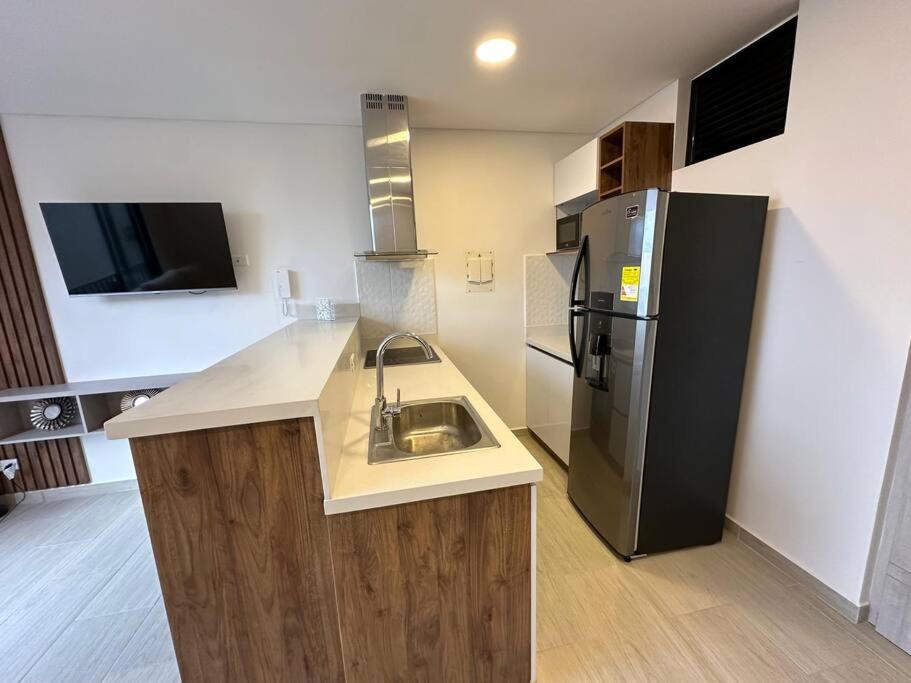 Amara 510-Comodo y amplio apartaestudio en sector Laureles