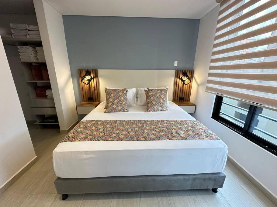 Amara 510-Comodo y amplio apartaestudio en sector Laureles