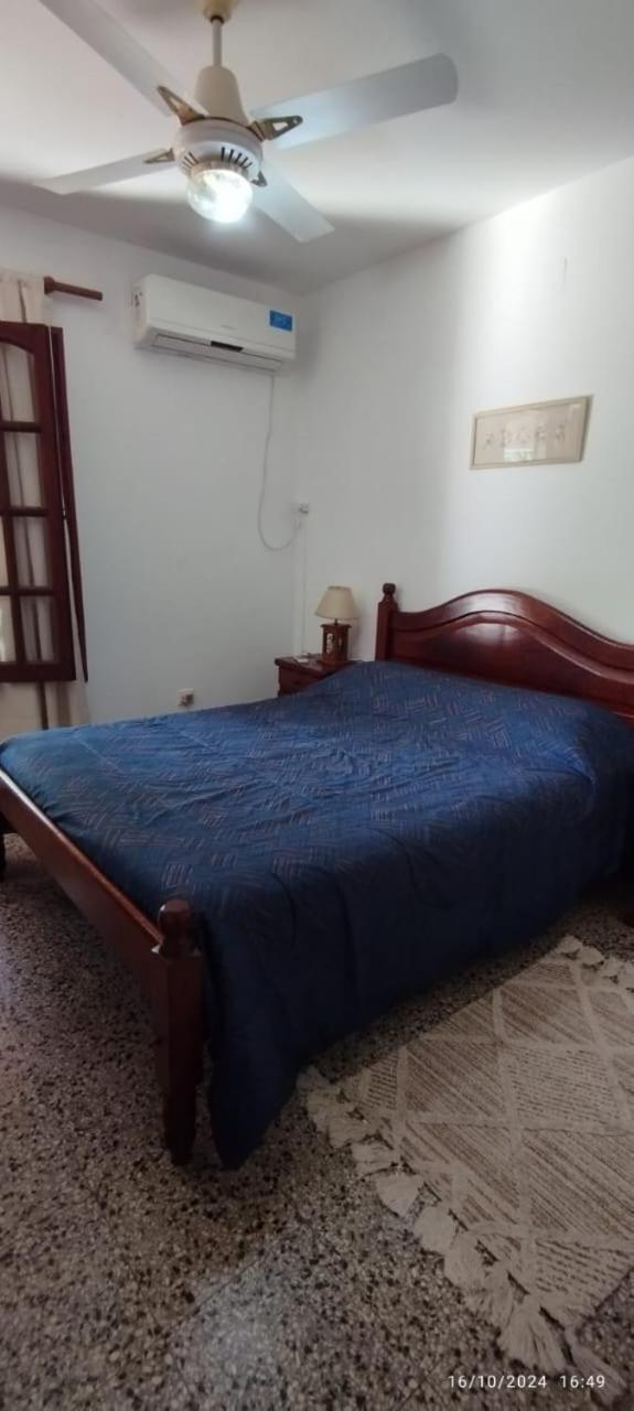 - Casa Jacarandá- quincho, garaje-consultá mascota -50 mts de la avenida principal