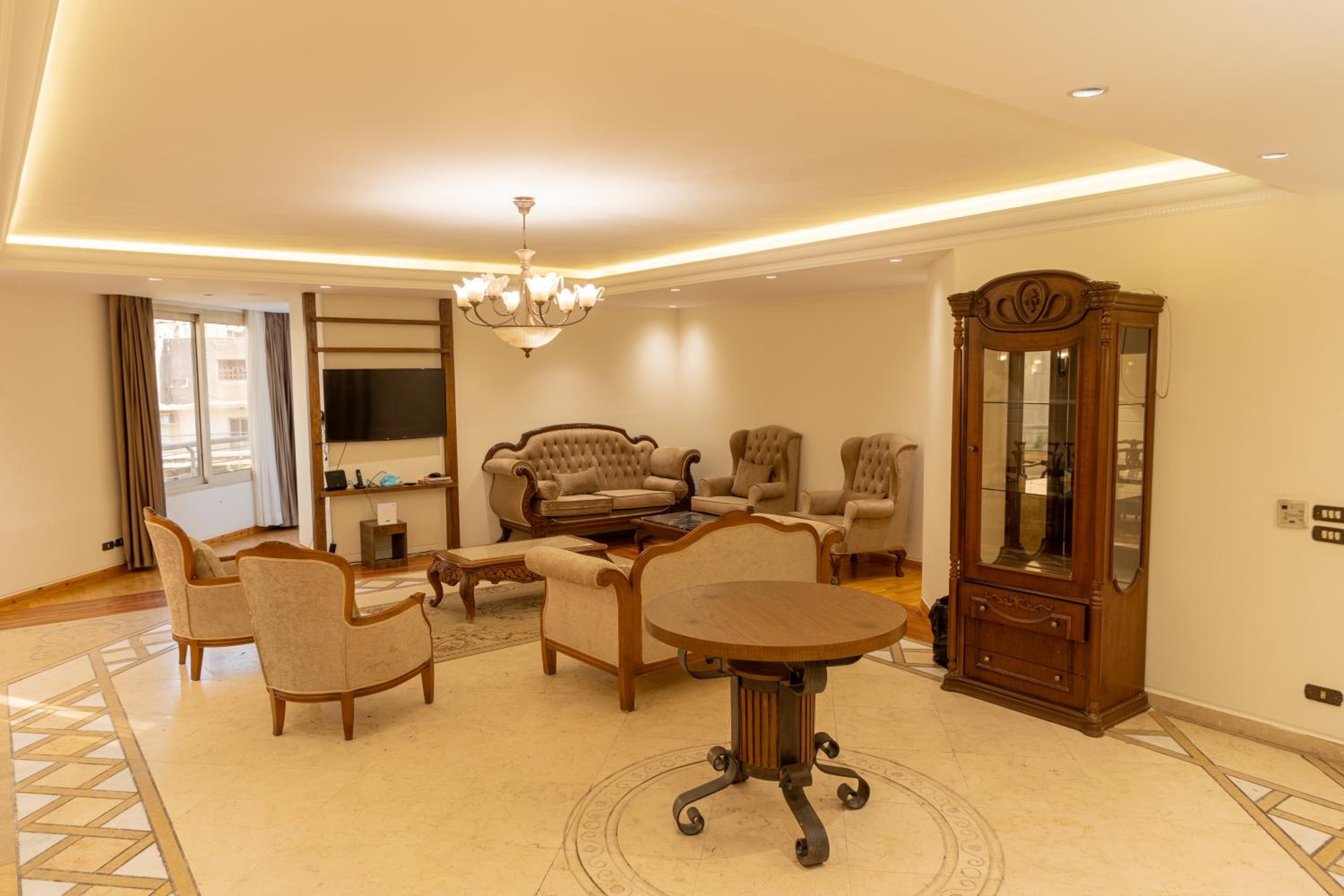 Spacious 3 BR Apartment Dokki