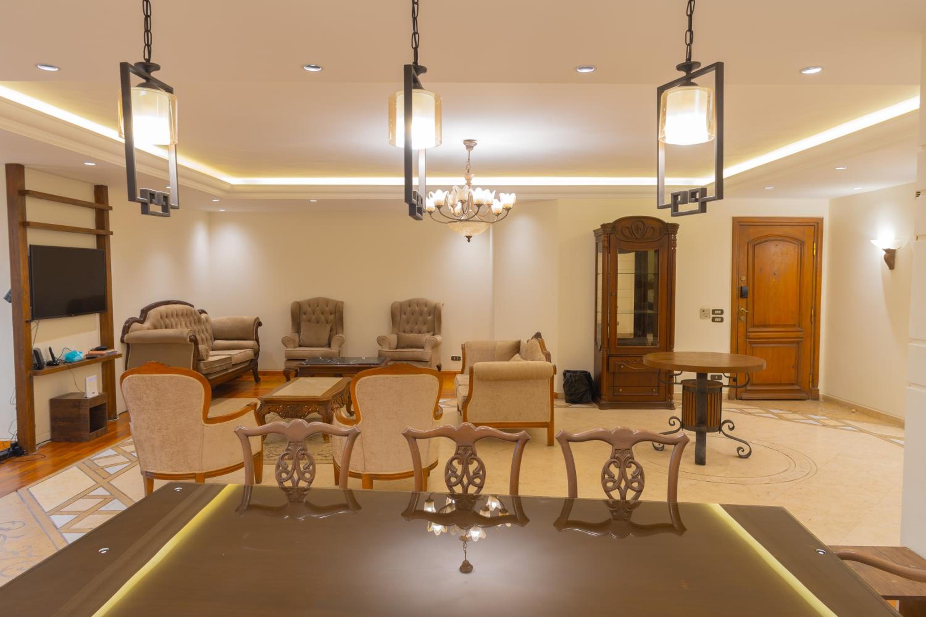 Spacious 3 BR Apartment Dokki