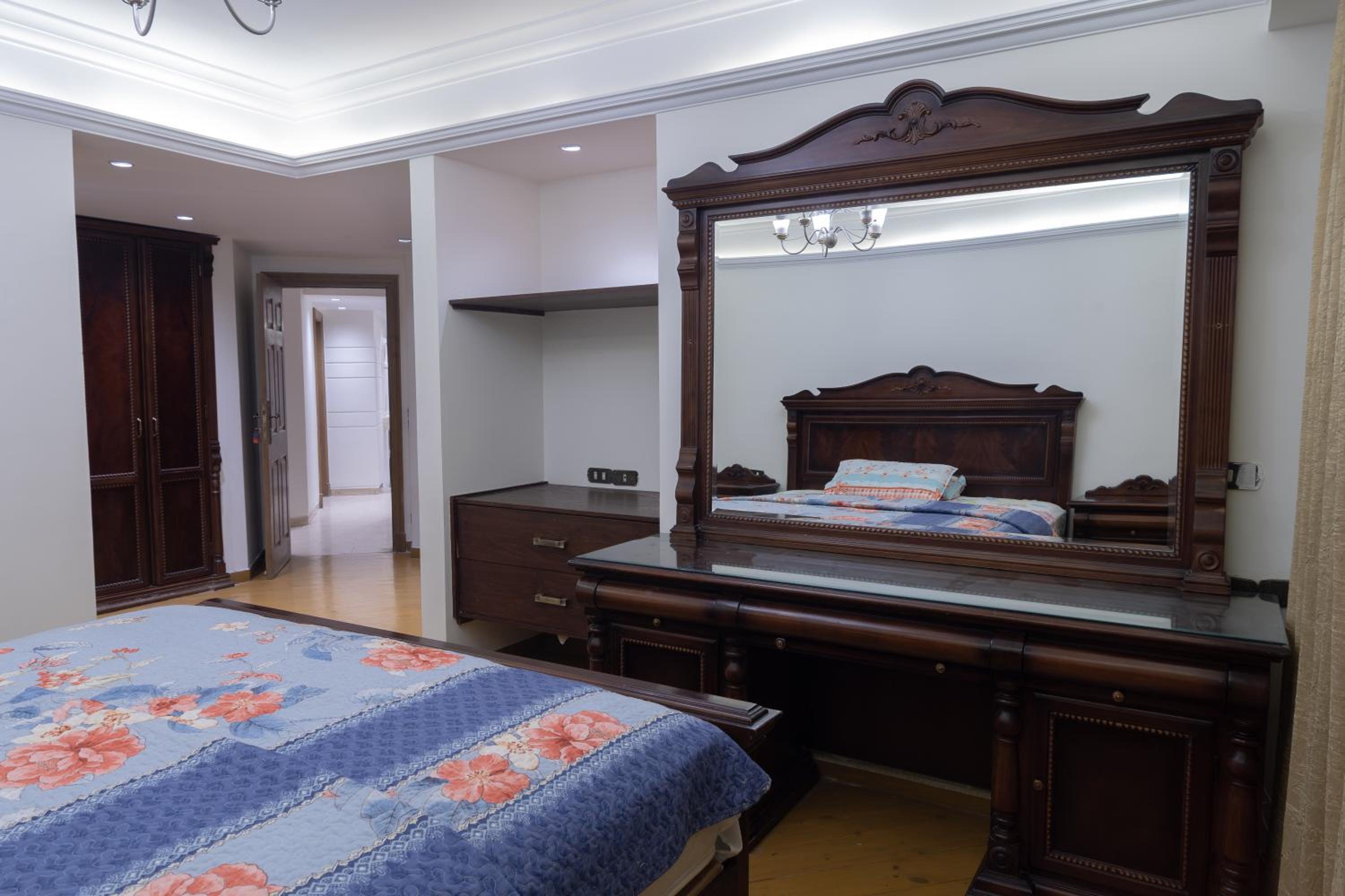 Spacious 3 BR Apartment Dokki