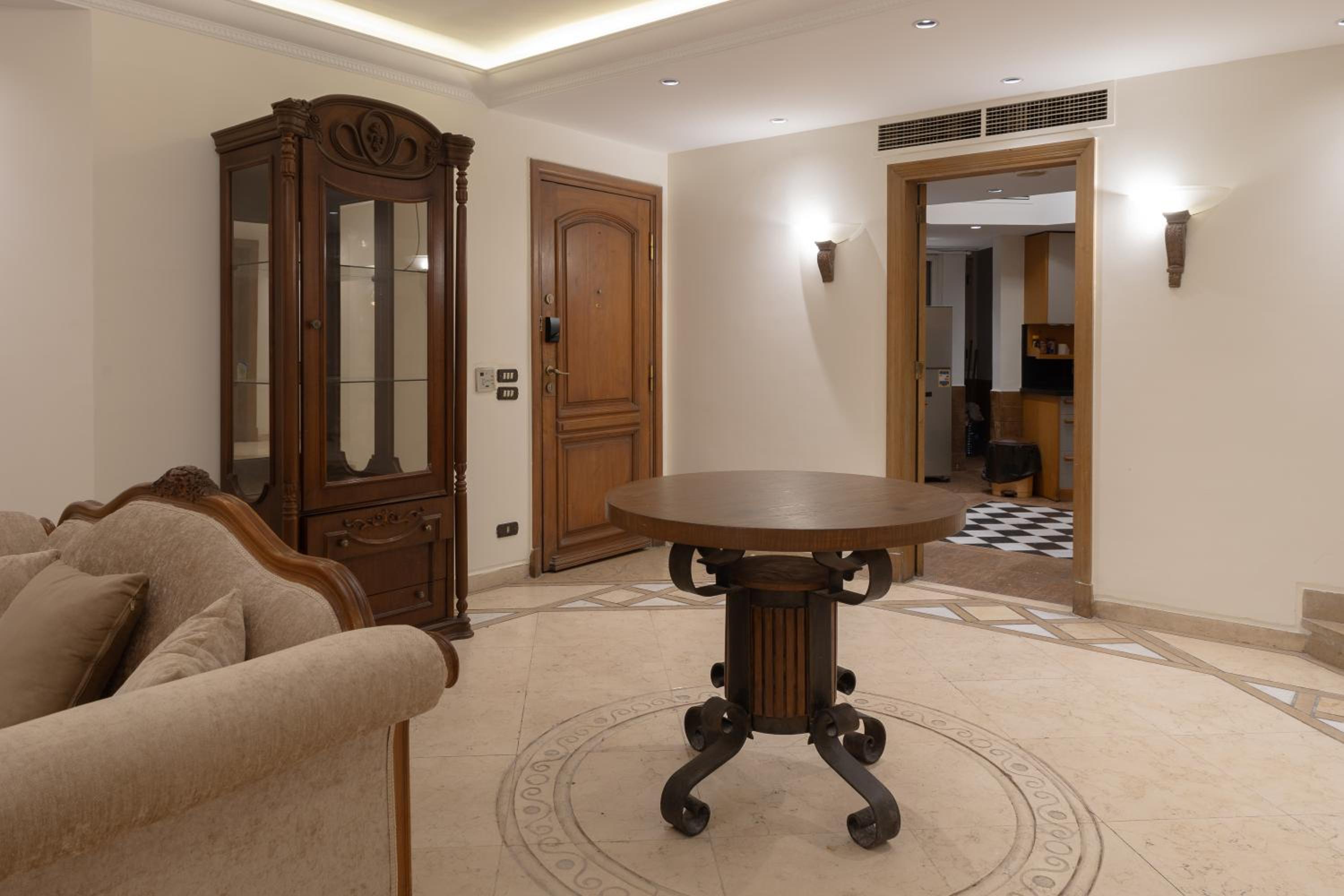 Spacious 3 BR Apartment Dokki