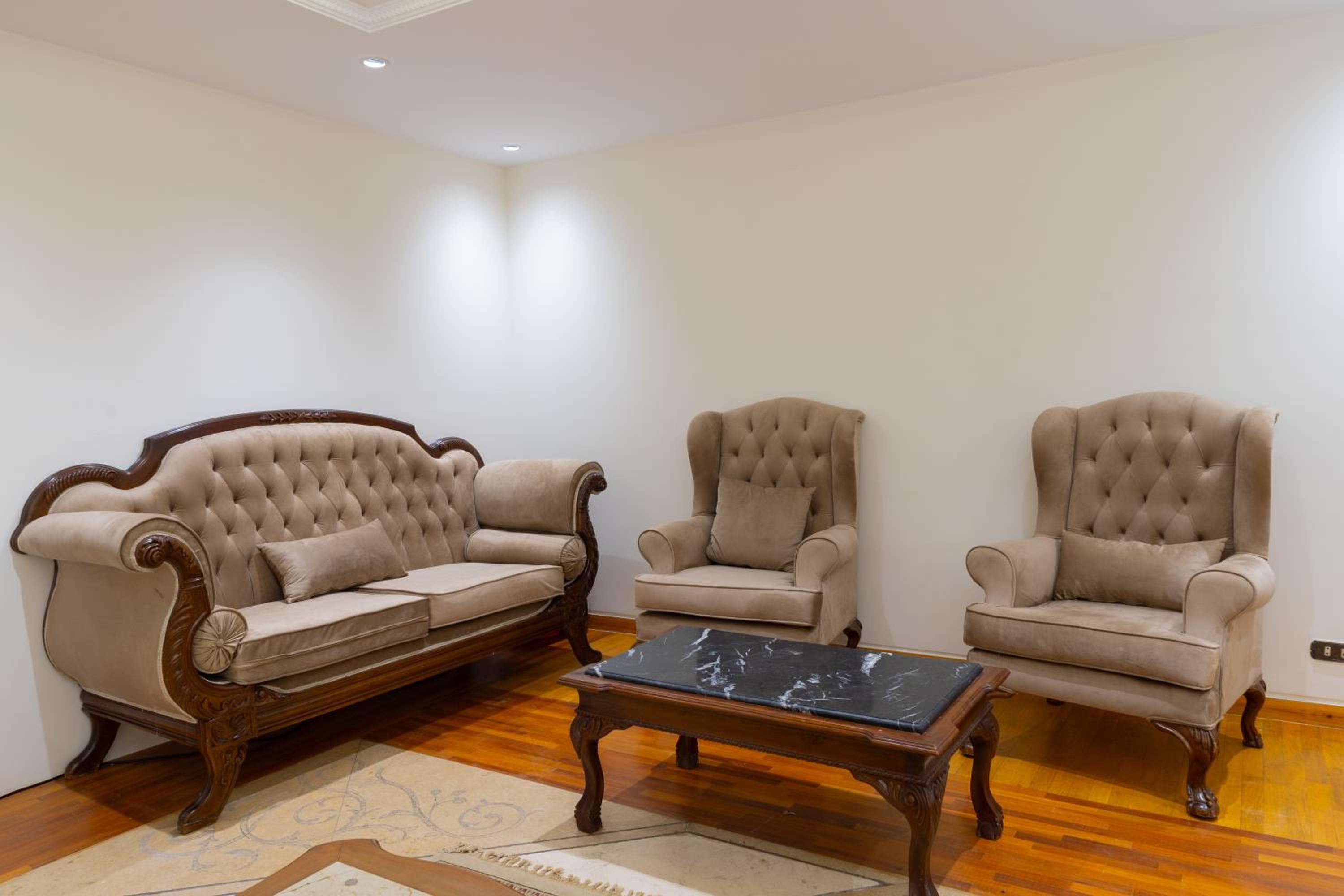 Spacious 3 BR Apartment Dokki