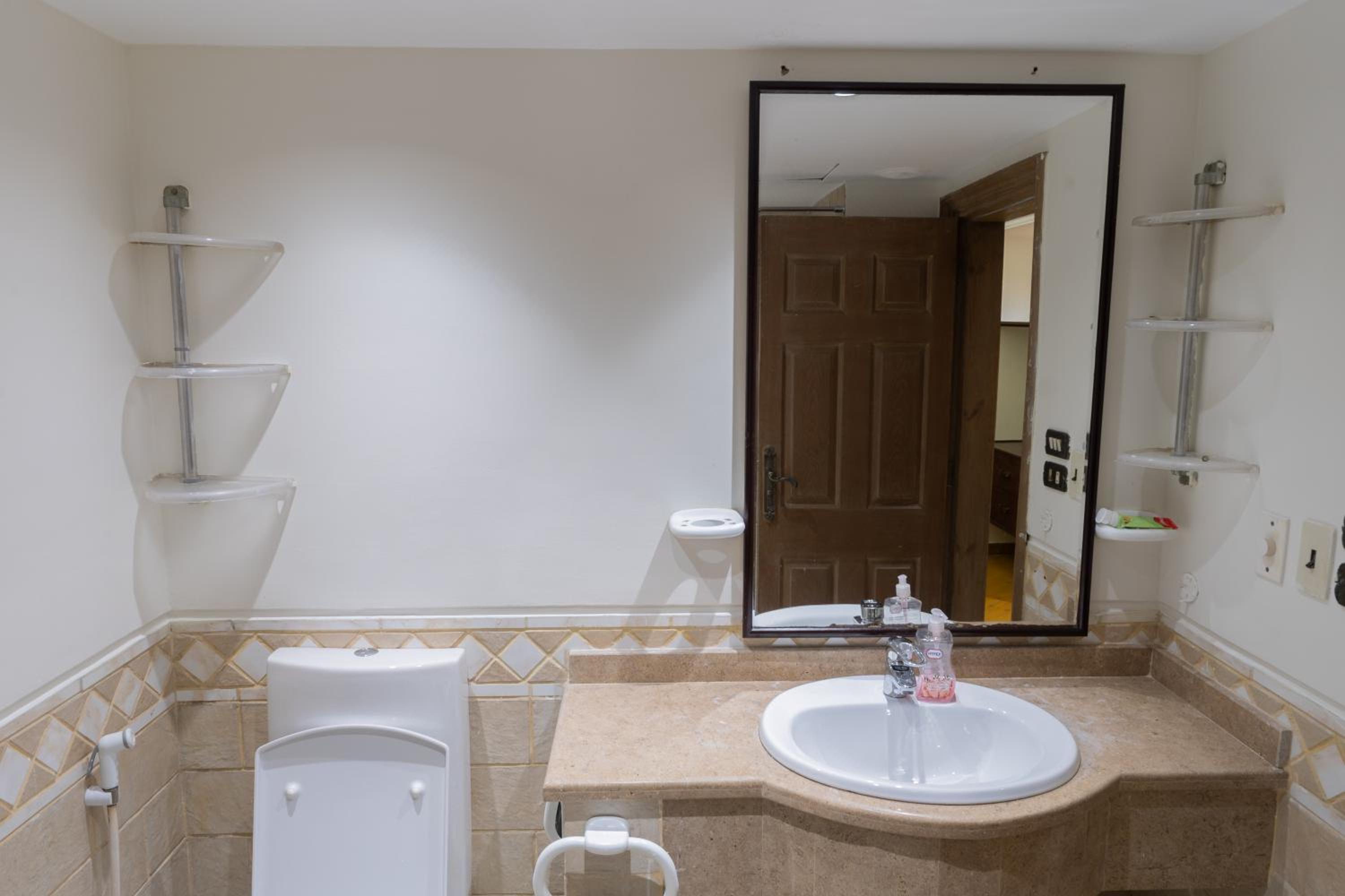 Spacious 3 BR Apartment Dokki