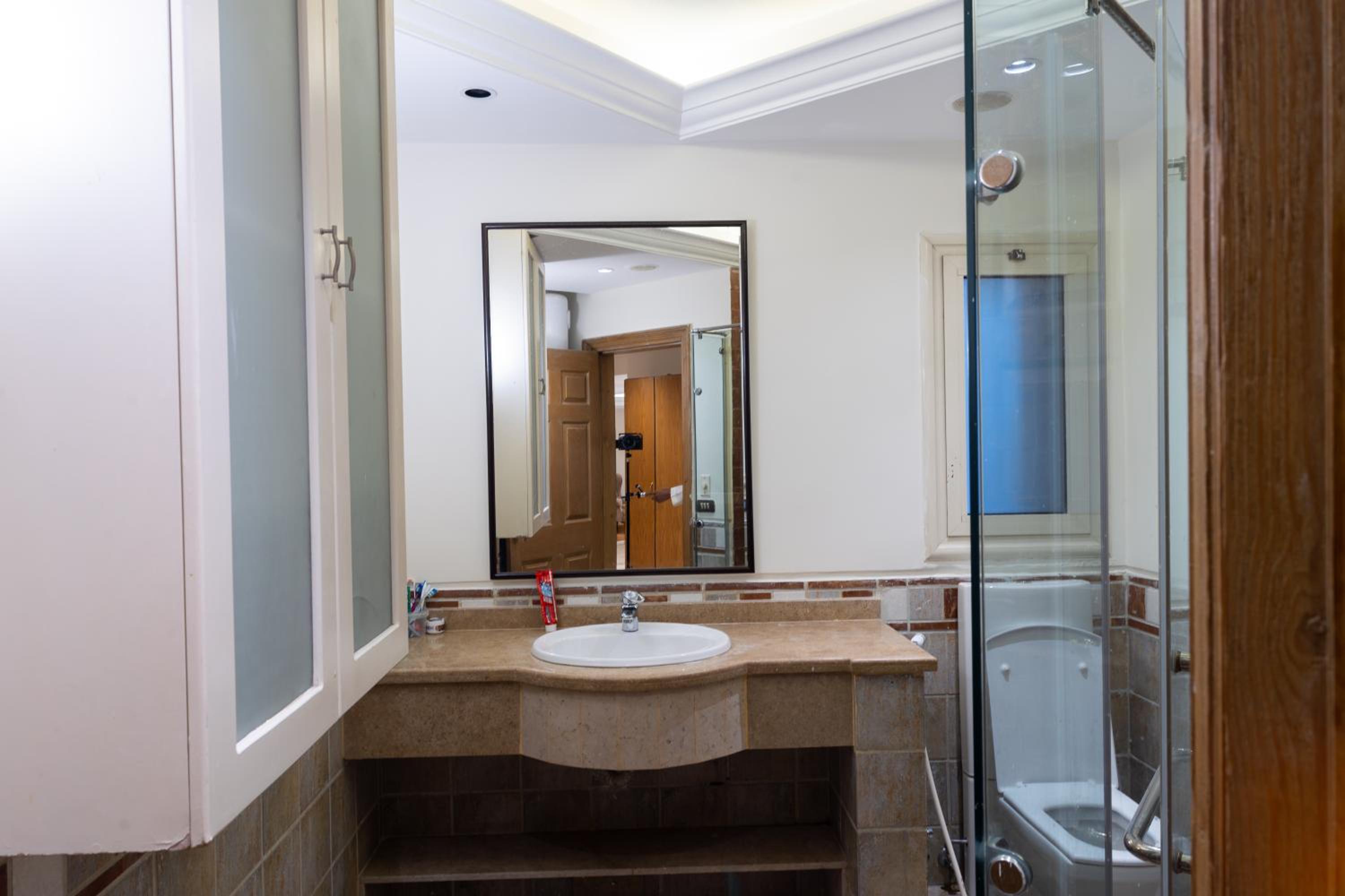 Spacious 3 BR Apartment Dokki