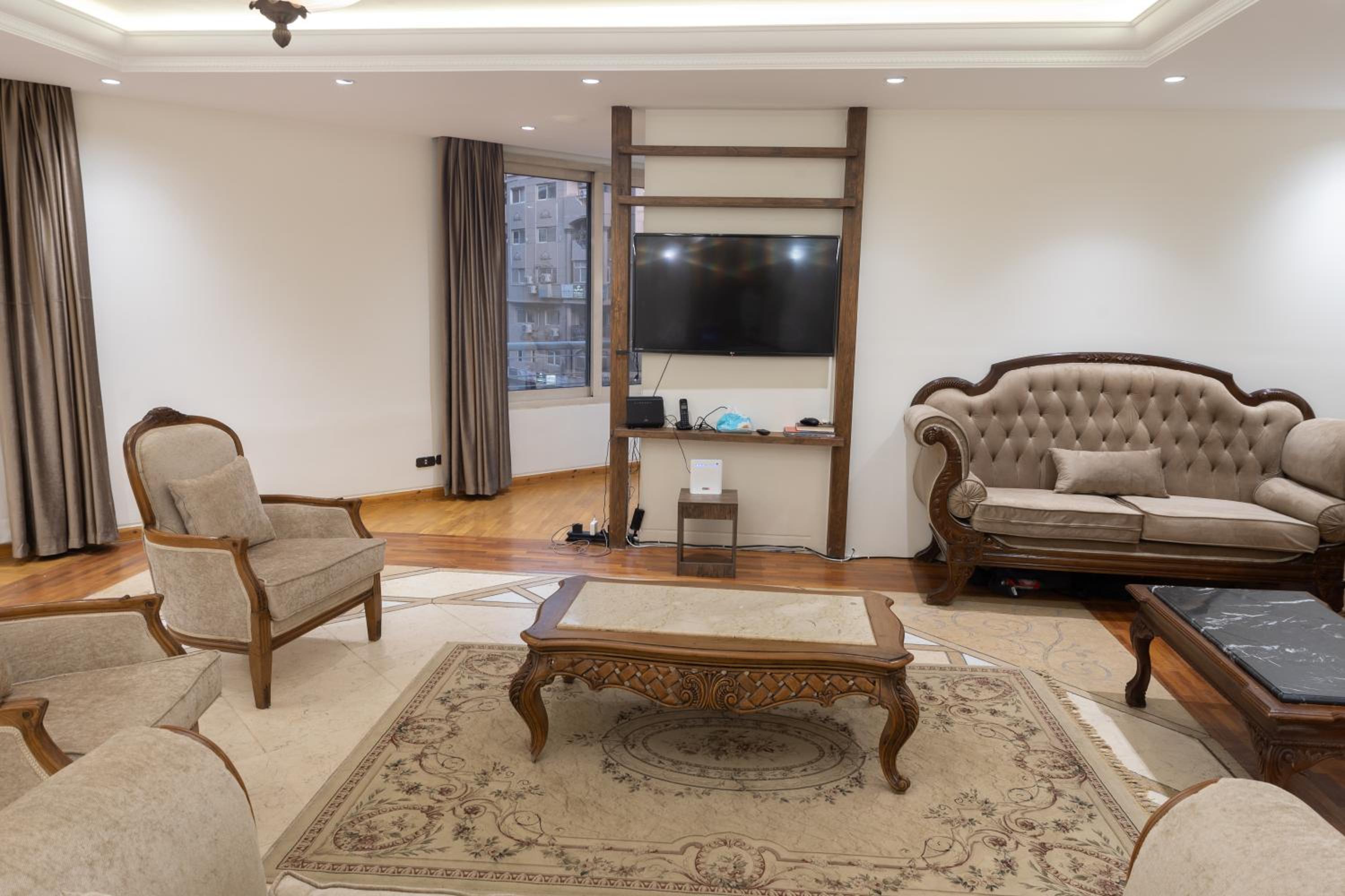 Spacious 3 BR Apartment Dokki