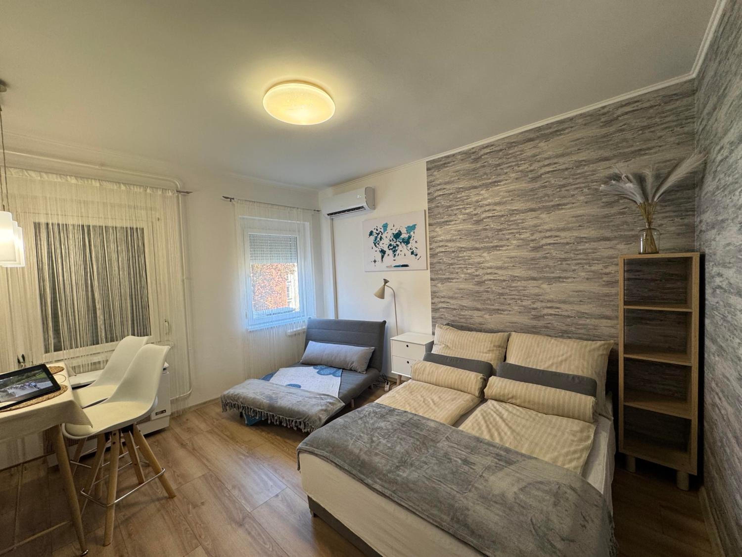 Szeged Sunshine Apartman - main view