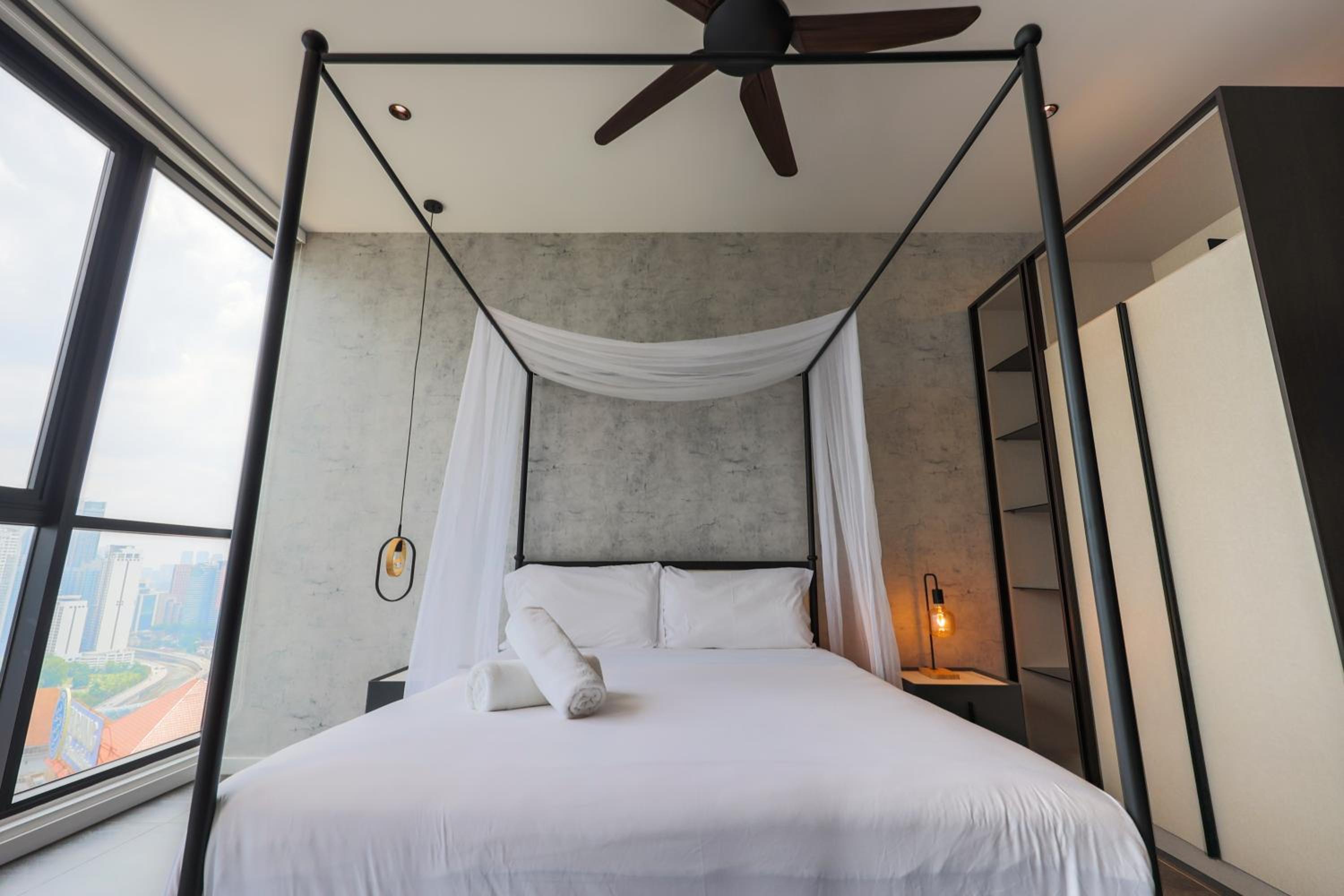Scarletz Suites KLCC by GB