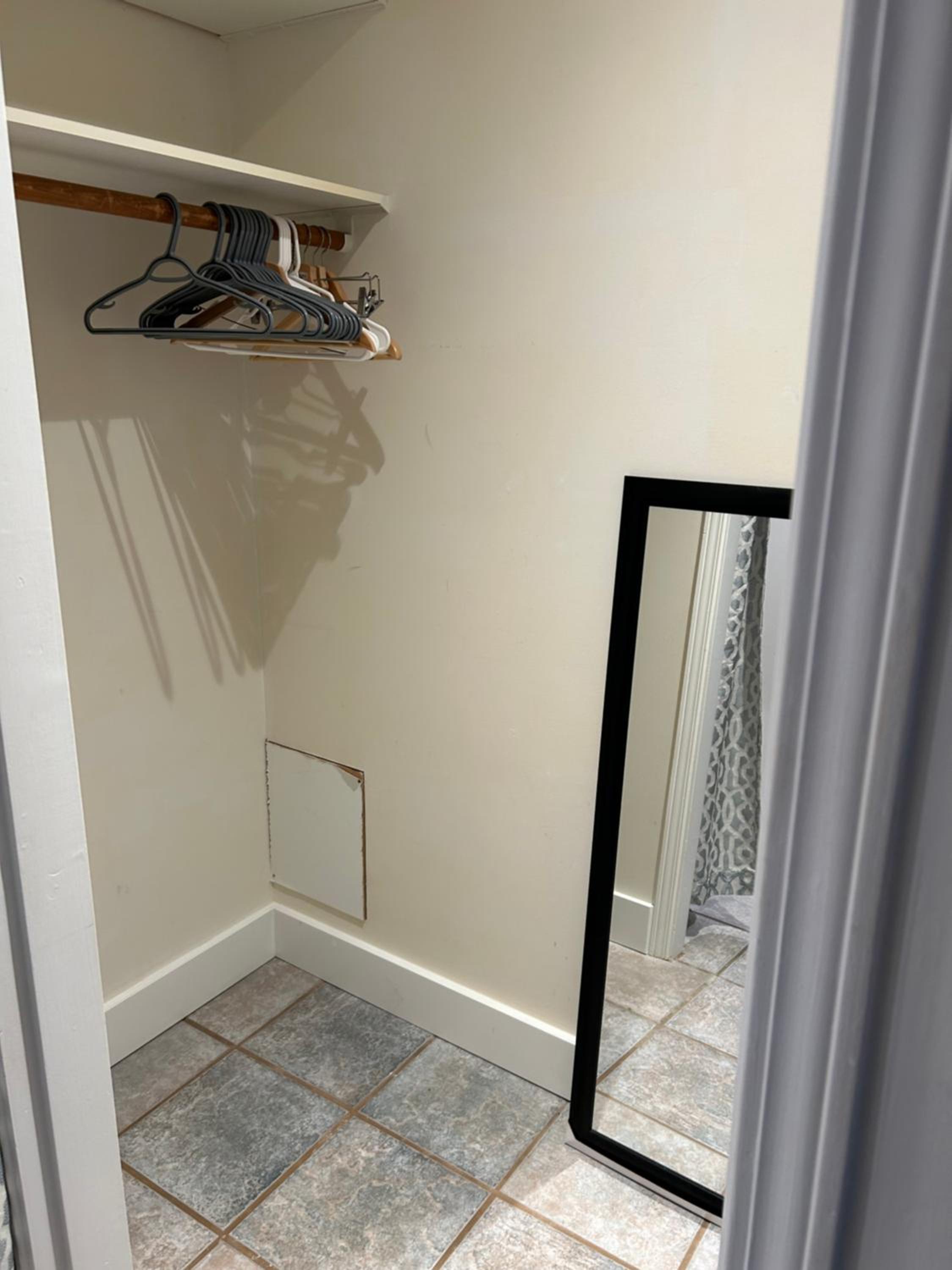 Private Bedroom, Bathroom, Shared Outdoor Pool, Hot Tub
