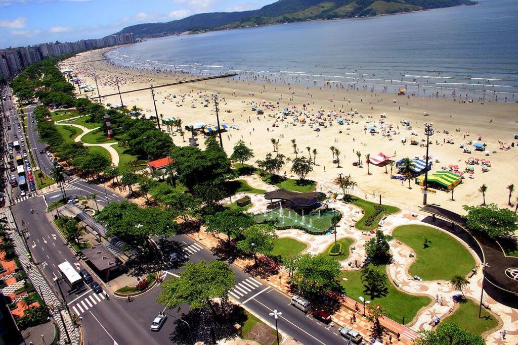 Lindo e Moderno na praia do Gonzaga c/ar