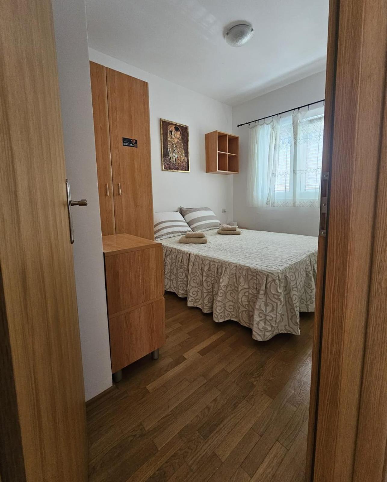 Apartmani Vesić
