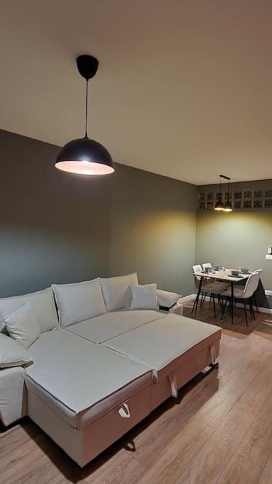 Durres City Center Apartment With a View