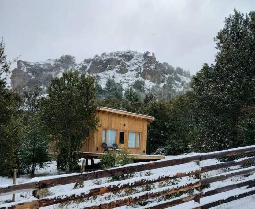 Cabaña con Parrilla y VISTA a la Montaña