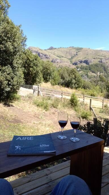 Cabaña con Parrilla y VISTA a la Montaña