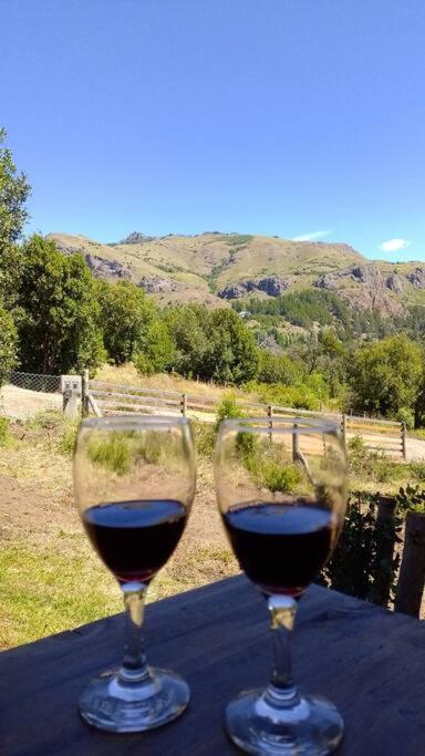 Cabaña con Parrilla y VISTA a la Montaña