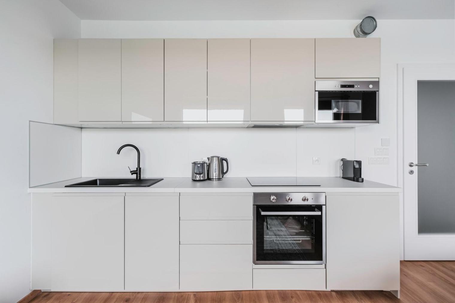Blueground Prague 3 New build balcony PRG-39