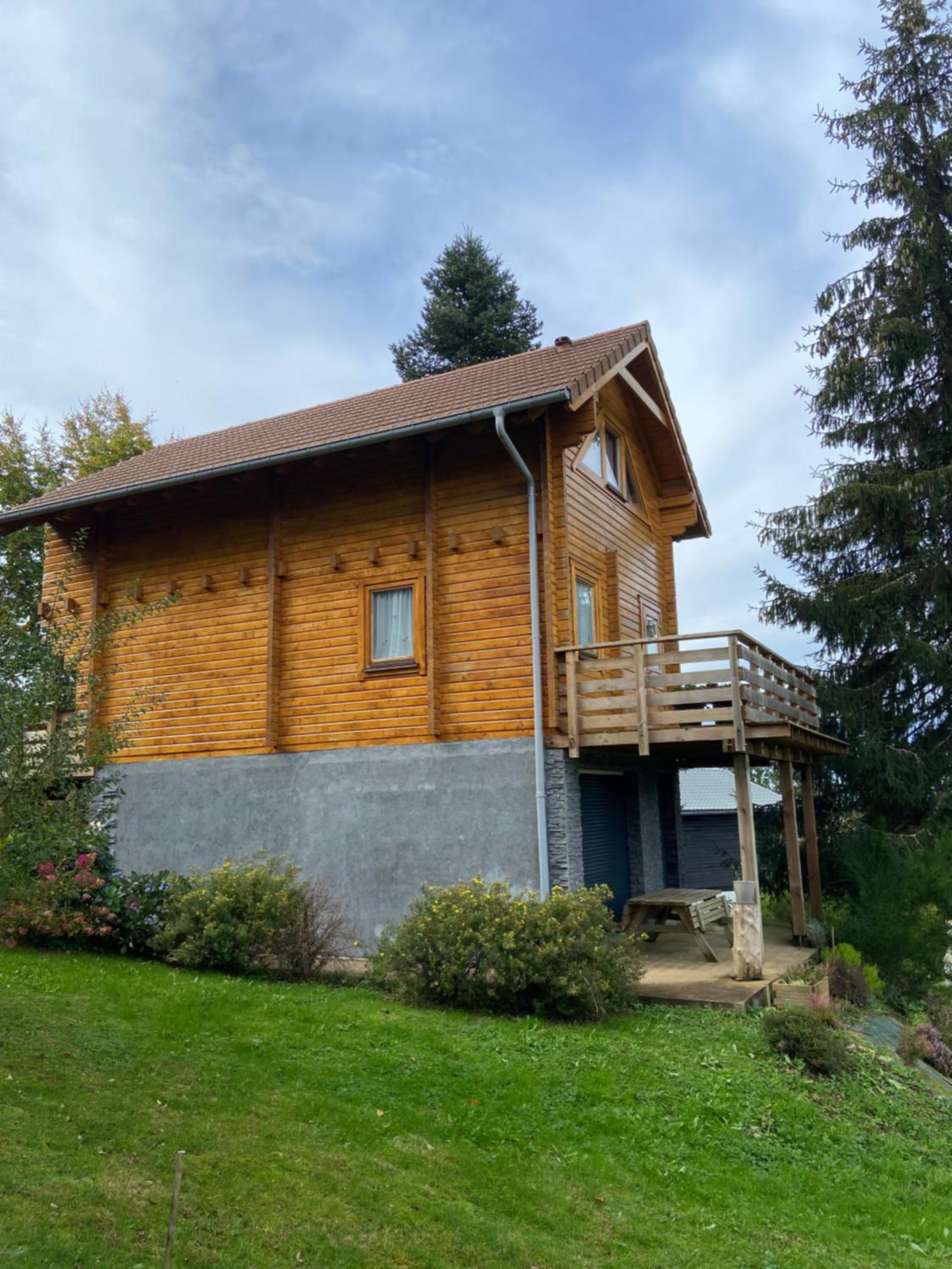 Chalet bois au calme, en lisière de forêt, balcons, sentiers balades Gérardmer & Alsace 