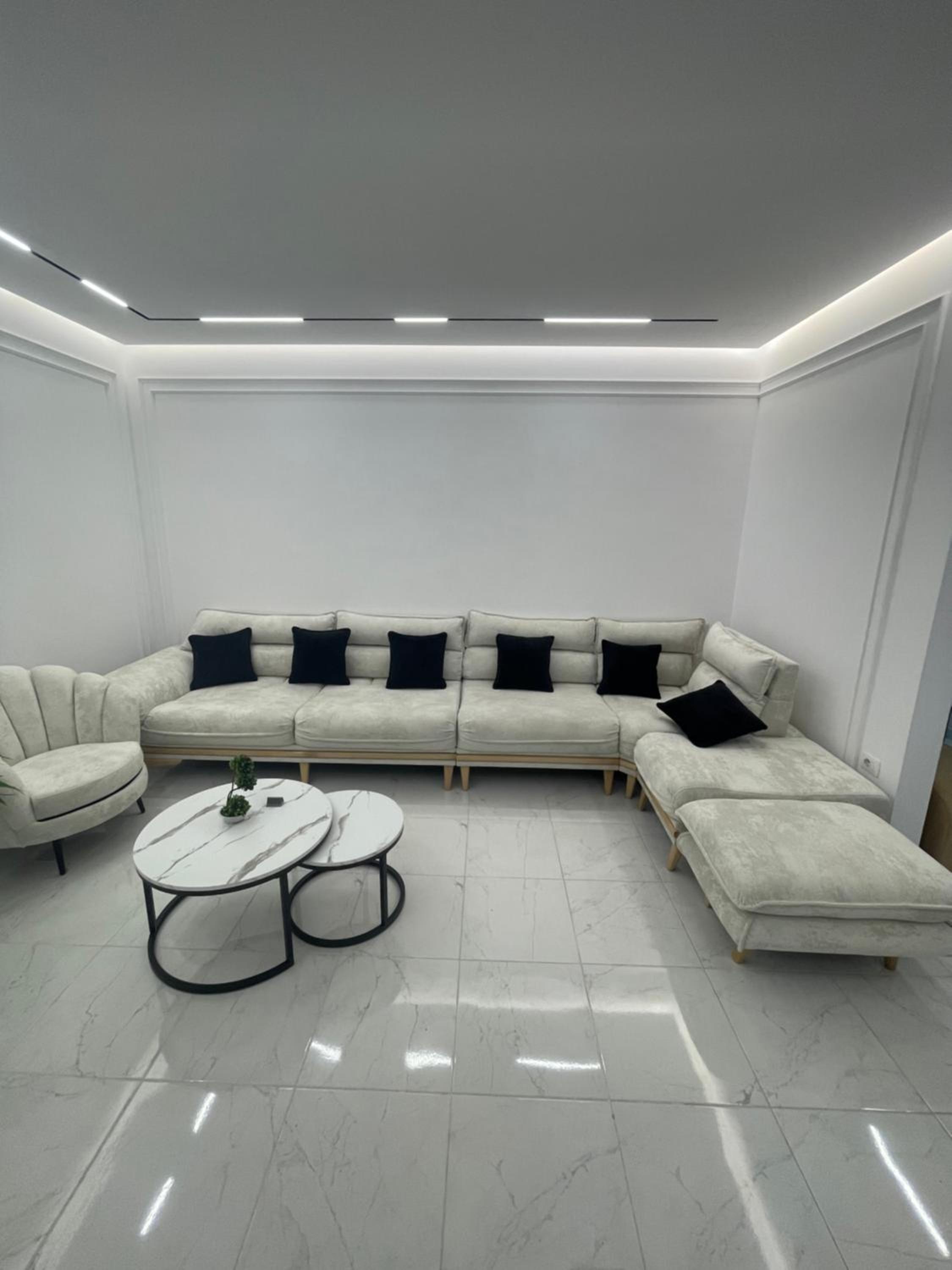 Cahani Suite
